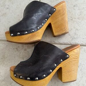 Kork-Ease Navy and Tan Mules